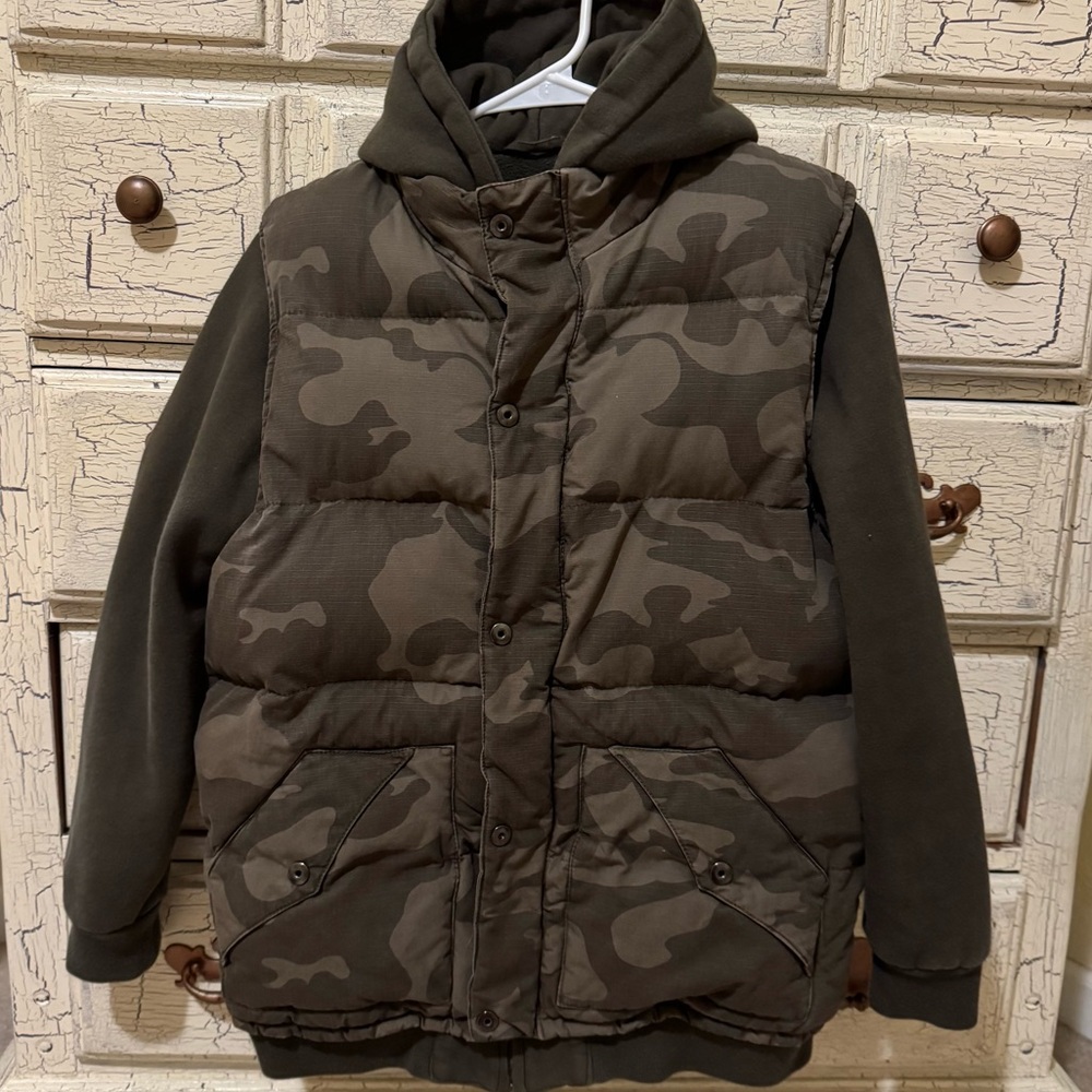 Old Navy Camo Coat - XL